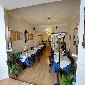 Westfield House Guest house